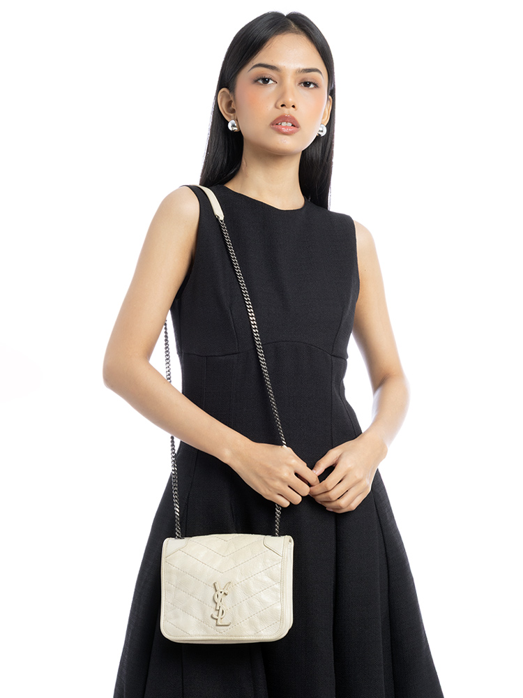 Crinkled Calfskin Matelasse Monogram Niki Chain Wallet White
