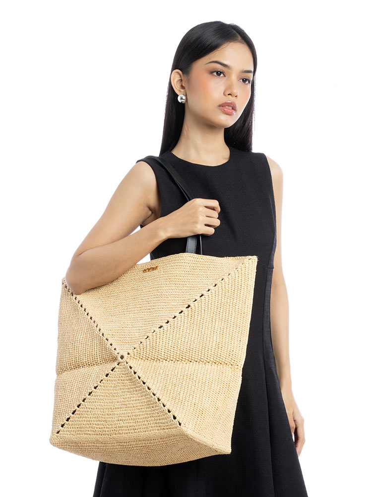Raffia Calfskin Puzzle Fold XL Tote Natural Black