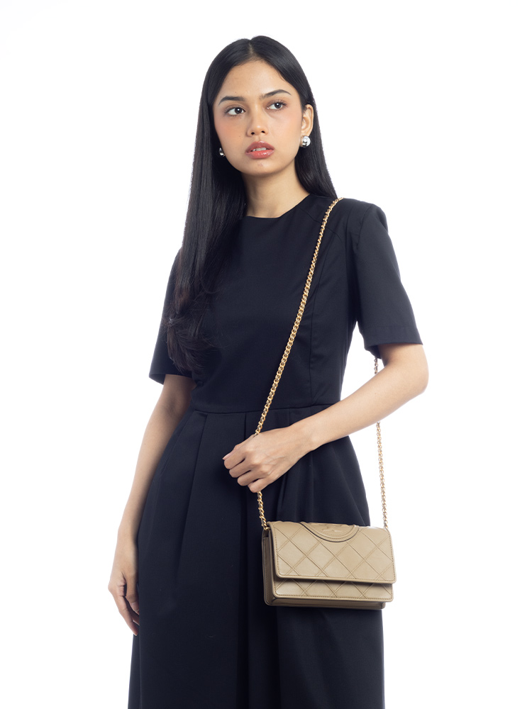 Fleming Soft Chain Wallet Crossbody Pebblestone