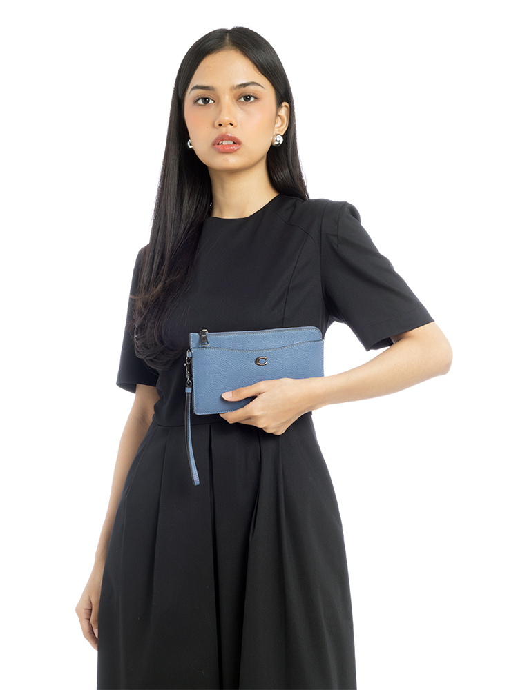 C8434 Pebble Leather L Zip Wristlet Stone Blue