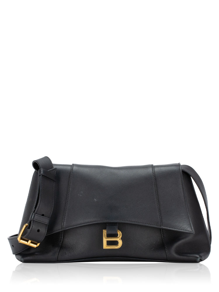 Calfskin Downtown Medium Shoulder Bag Black