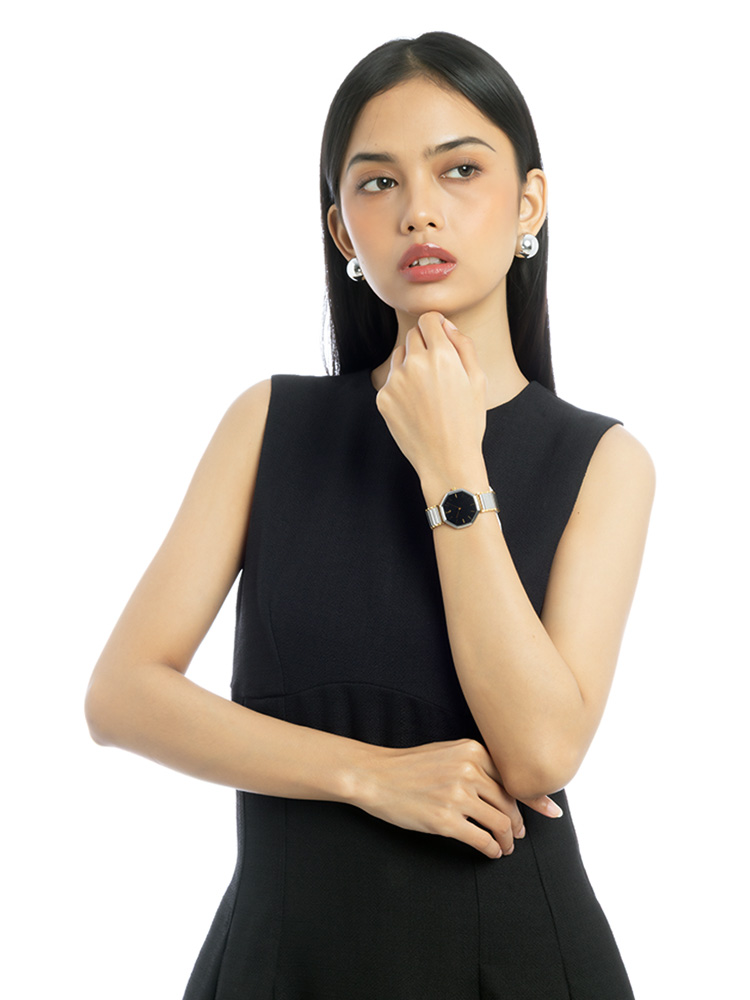 Vintage Stainless 28mm Watch Silver Black
