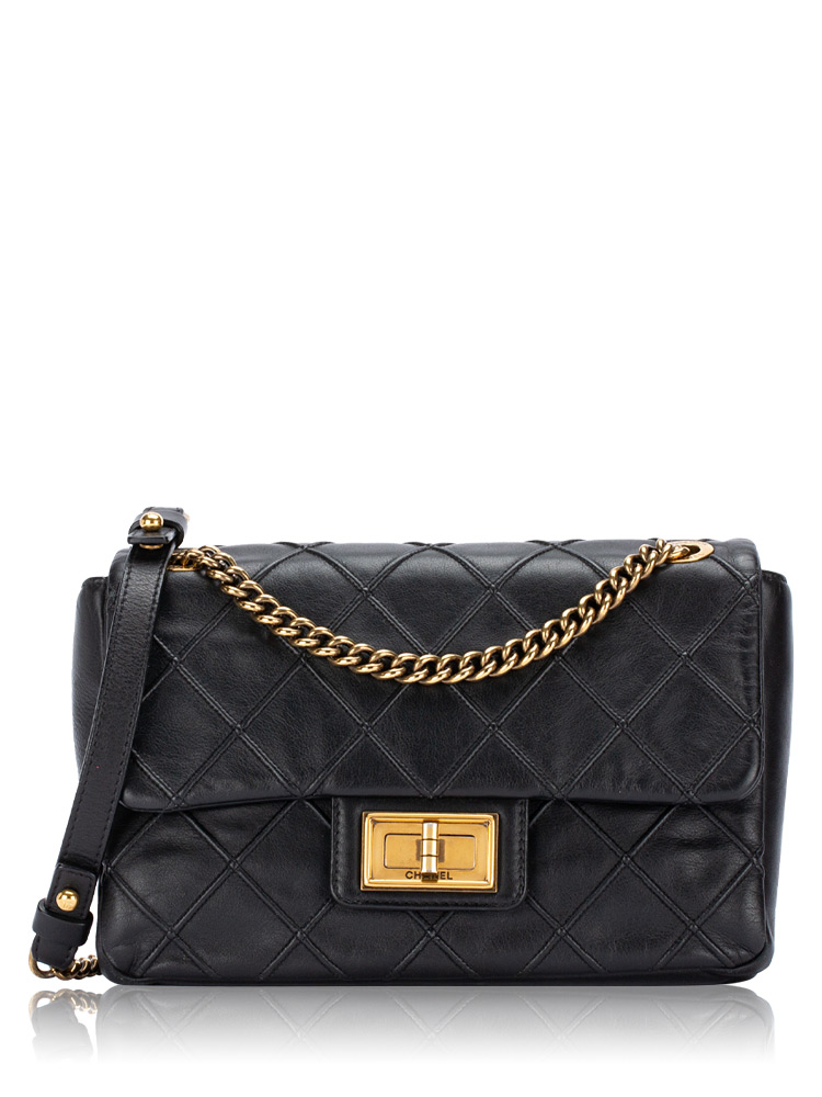 Calfskin Diamond Debossed Medium Cosmos Flap Black