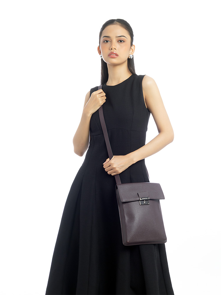 Grainy Calfskin Collins Flat Crossbody Deep Claret