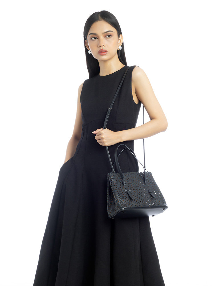 Lux Calfskin Vienne Wave Mina 25 Tote Noir