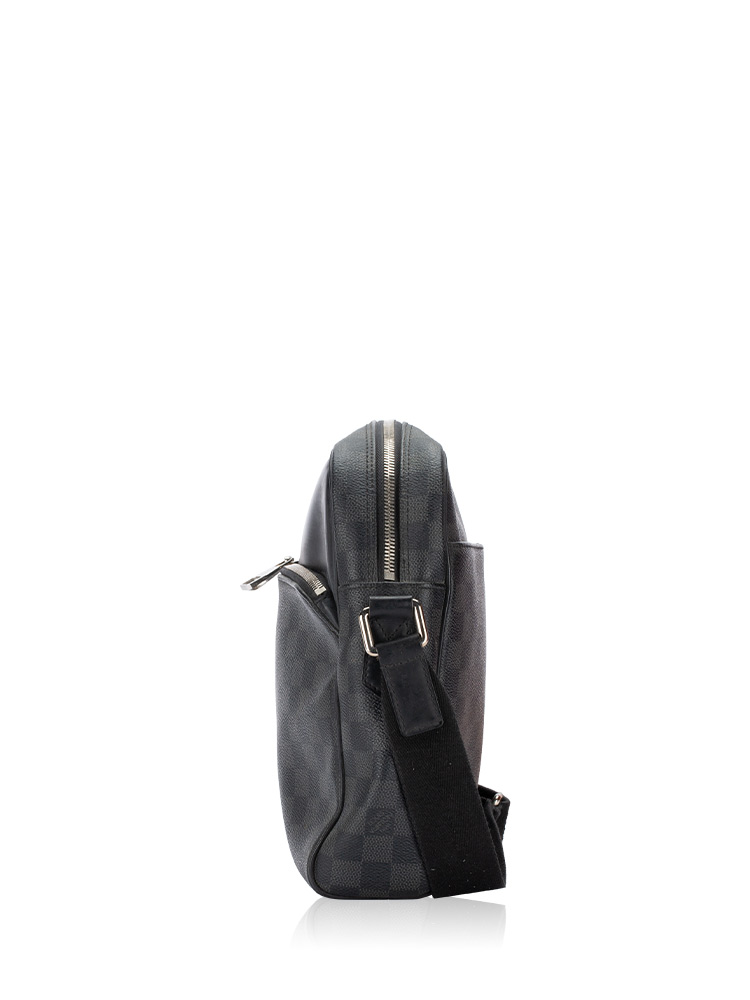 Men Damier Graphite Dayton Reporter MM