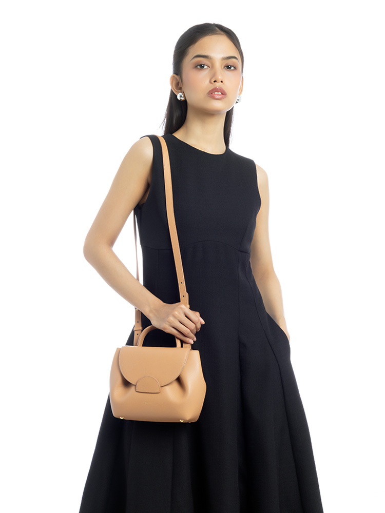 Textured Calfskin Numero Un Nano Tan