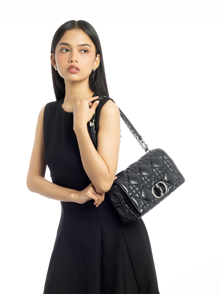 Calfskin Macrocannage Caro Large Shoulder Bag Black