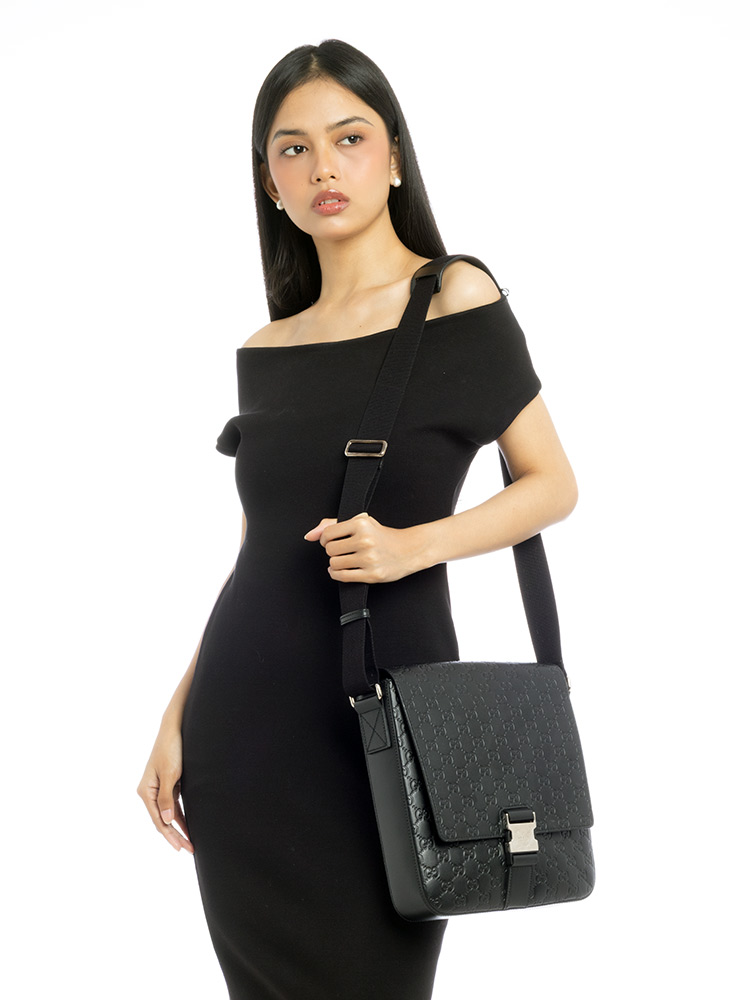 Guccissima Medium Messenger Black