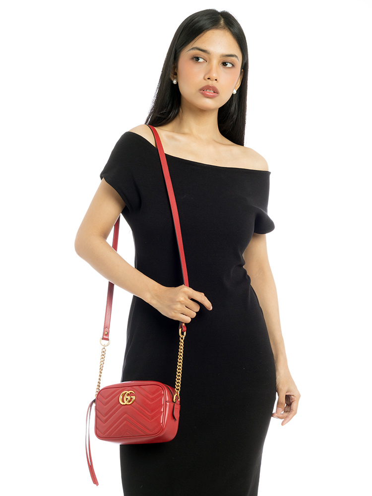 GG Marmont Matelasse Mini Camera Bag Hibiscus Red