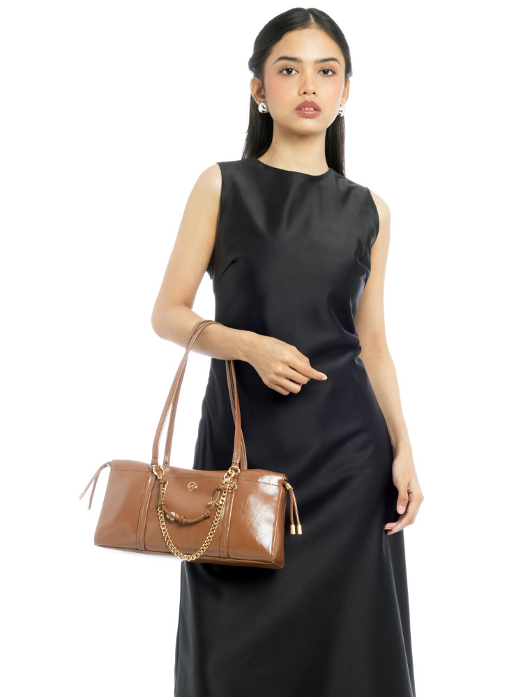 Matilda Small Cinched Shoulder Bag Luggage