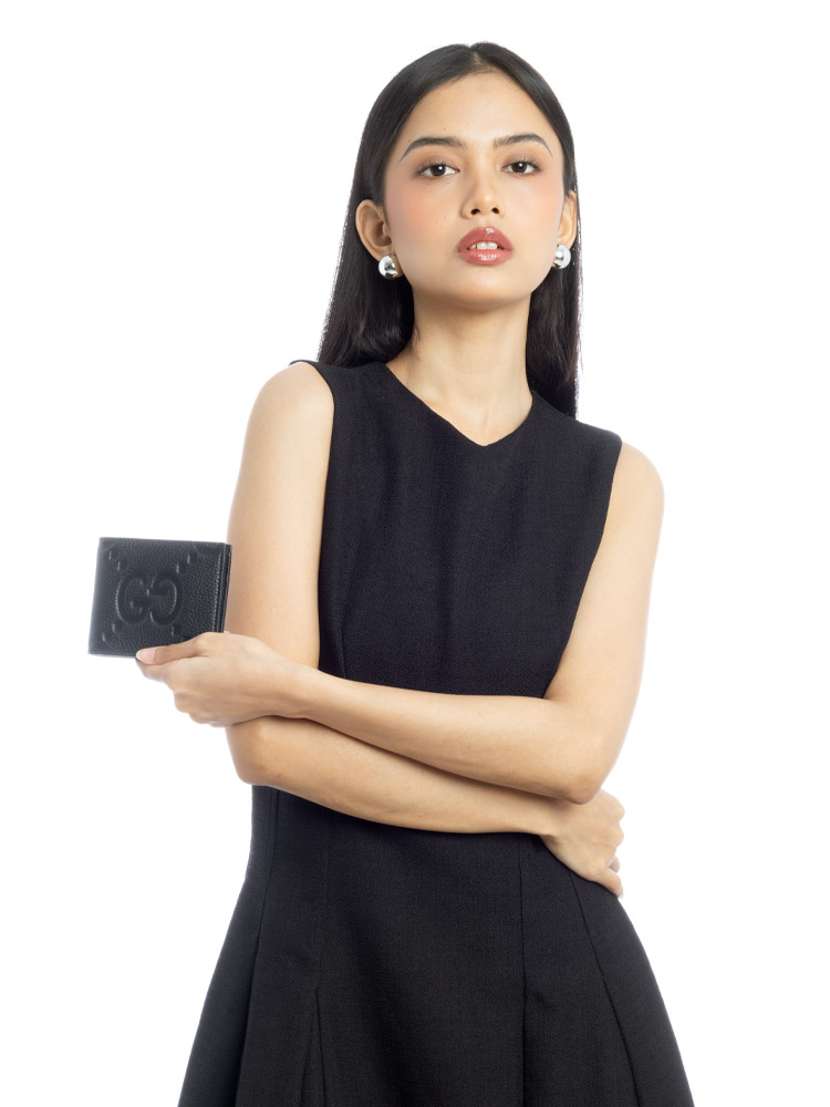 Calfskin Jumbo GG Embossed Bi-fold Wallet Black
