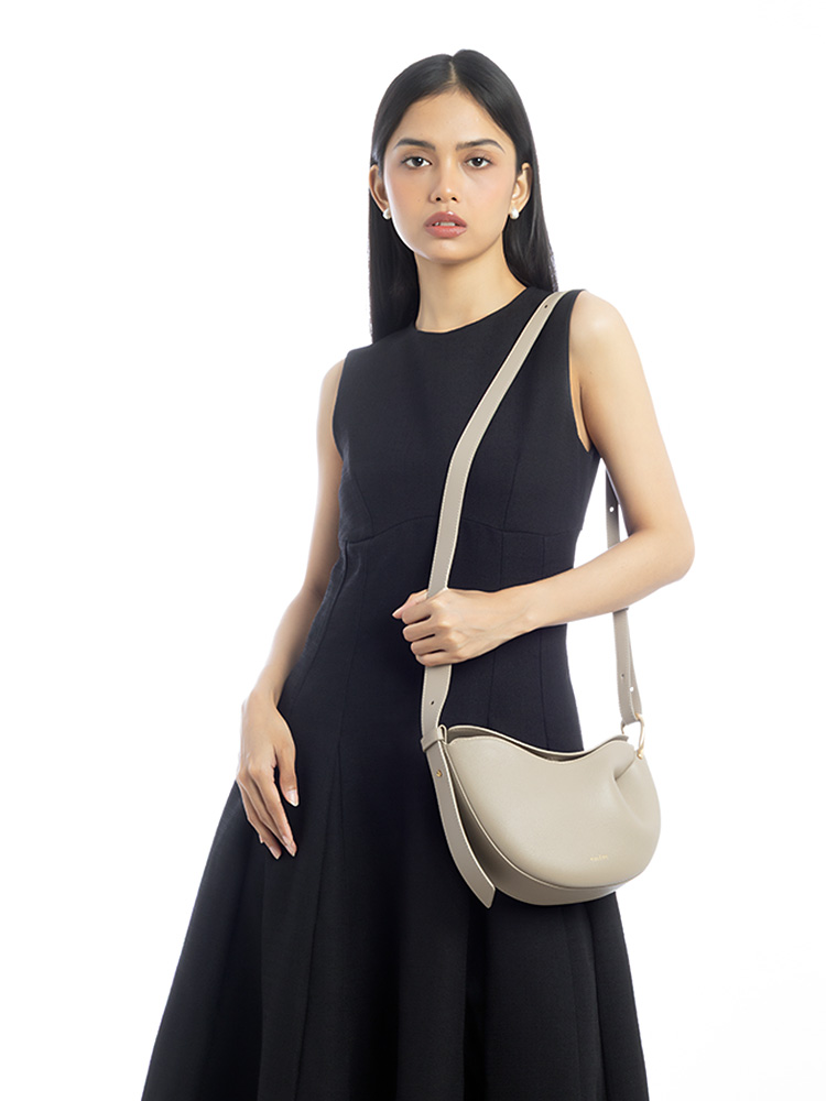 Textured Calfskin Tonca Taupe