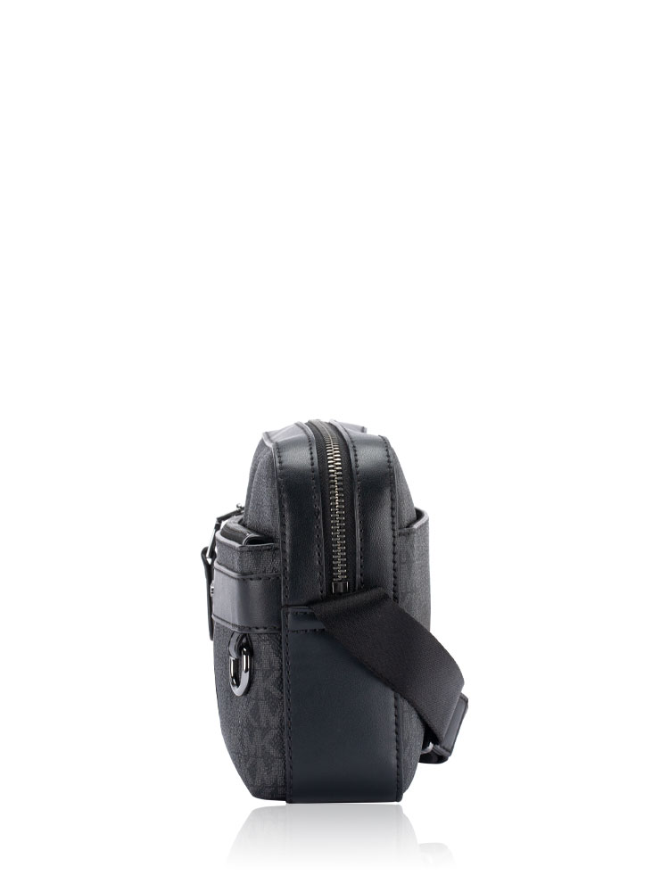 Men Signature Hudson Utility Crossbody Black
