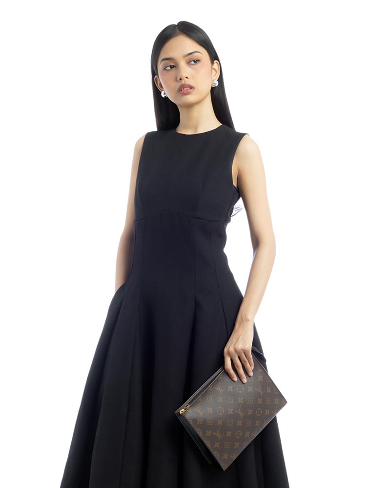 Monogram Toiletry Pouch 26 NM Black